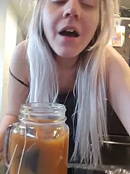 ScarletCallings420 online show from 06.25.26