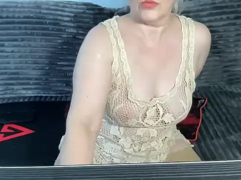 milaja online show from 10.26.25