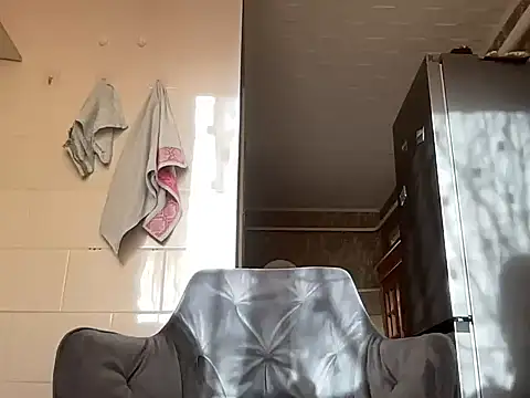 milaja online show from 04.09.26