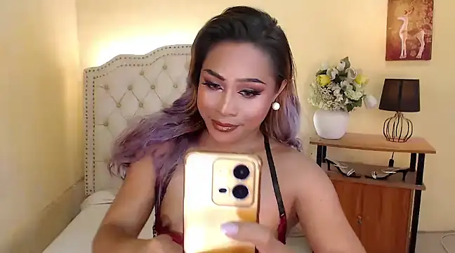 DreamLADYBOY online show from 12.06.24