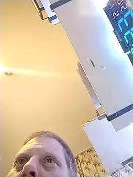 Baumhackel online show from 01.31.26