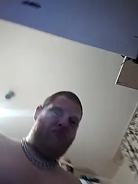 Baumhackel online show from 04.04.26