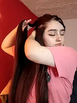 IvonneT online show from 11.08.25