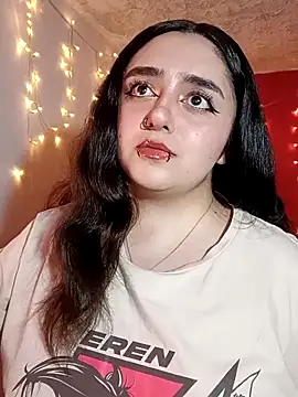 IvonneT online show from 02.12.26