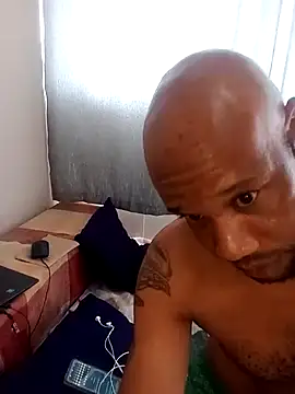 Snapshot of eatxaxa chatting on 02.16.25 eatxaxa online show from 02.16.25