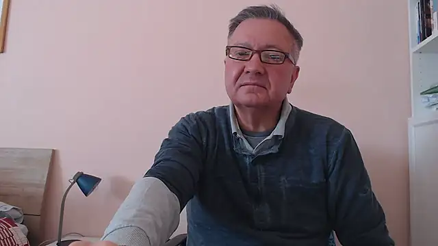 YOU6me online show from 11.06.25