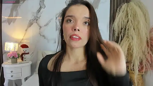 hannahill69 online show from 12.20.25