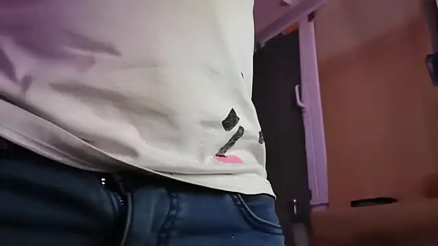 Lucas1andOnly4Girl online show from 10.31.25