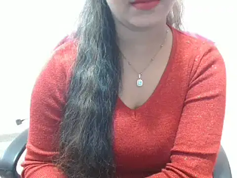 LovingPihu online show from 02.03.25