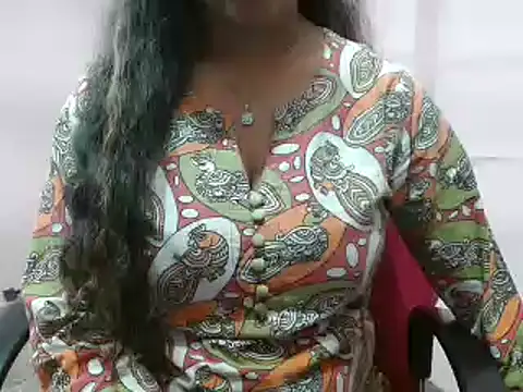 LovingPihu online show from 03.21.25