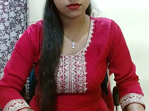 LovingPihu online show from 04.21.26