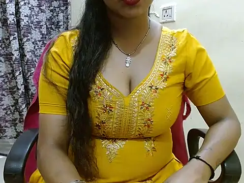 LovingPihu online show from 04.22.26