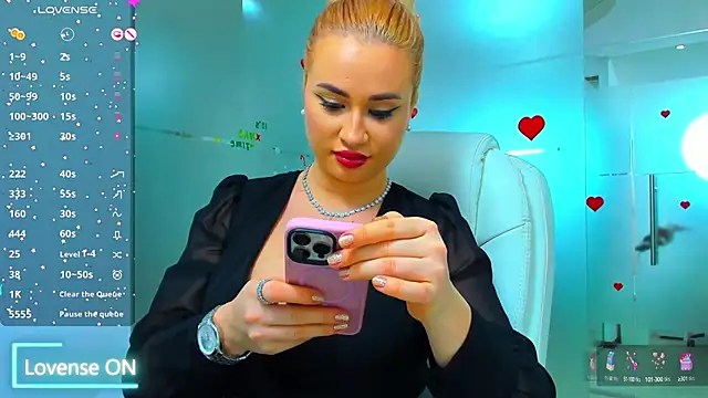 sassy madeline online show from 12.07.24