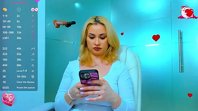 sassy madeline online show from 02.17.25