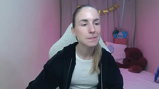 DeboraHorny online show from 04.09.26