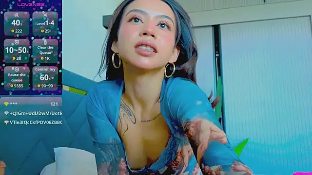 Mia Tin online show from 09.14.25