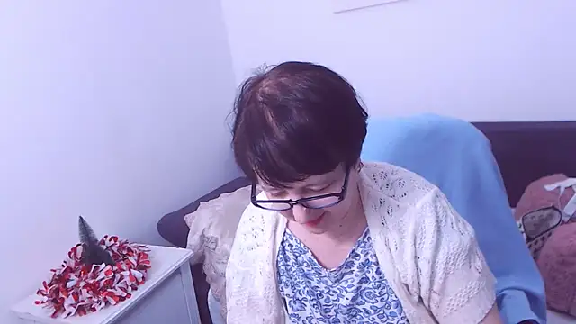 ChristaRose online show from 01.02.25