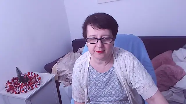 ChristaRose online show from 01.05.25