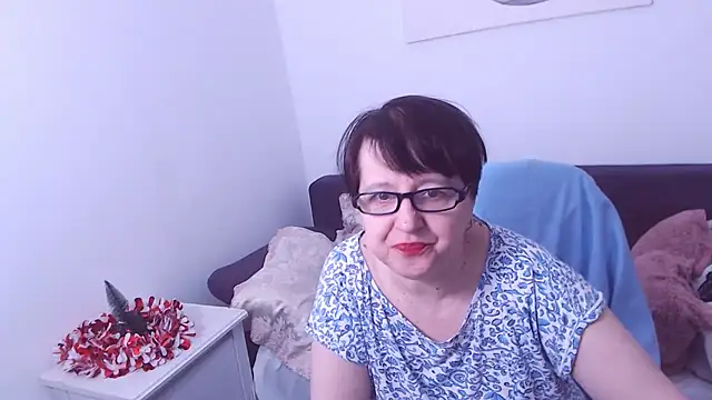 ChristaRose online show from 01.06.25