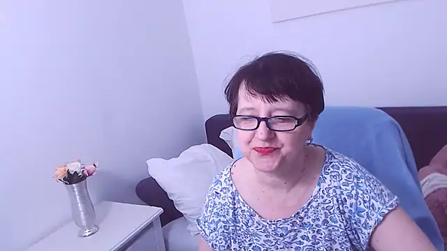 ChristaRose online show from 01.10.25