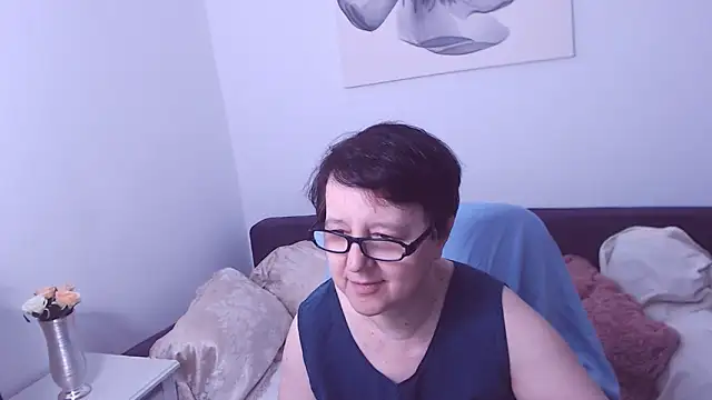 ChristaRose online show from 10.22.25