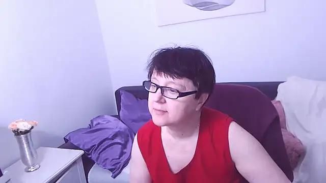 ChristaRose online show from 11.09.25