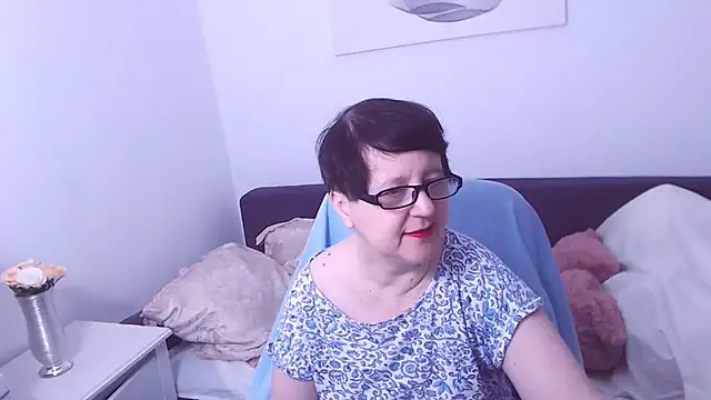 ChristaRose online show from 11.16.25