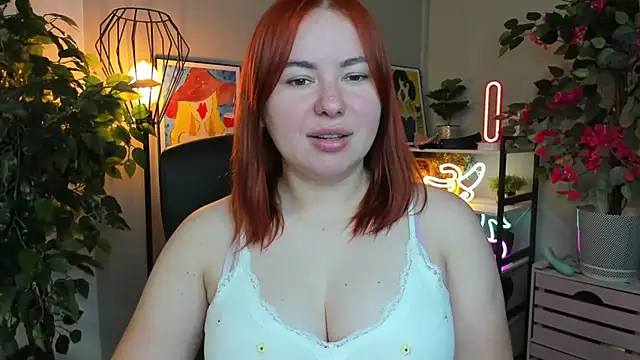 LAYLAxSTAR online show from 10.06.25