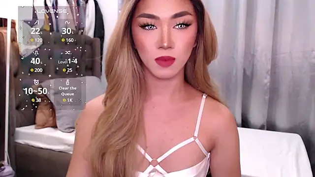 Snapshot of Local_Hoelyx chatting on 01.24.25 Local Hoelyx online show from 01.24.25