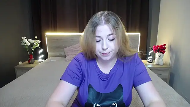 Snapshot of JessikaDaniel chatting on 09.18.25 JessikaDaniel online show from 09.18.25