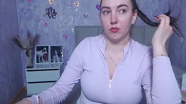 KaleyReed online show from 02.14.25