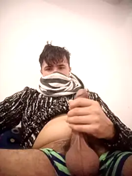 Snapshot of LoLZzZz_ chatting on 03.01.26 LoLZzZz online show from 03.01.26