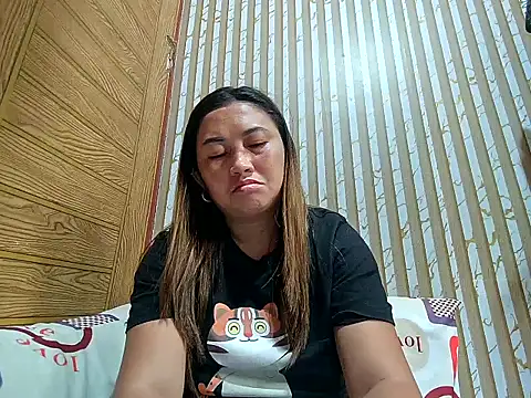 LalaiAsian online show from 04.22.26