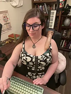 Snapshot of Adobe_Angel chatting on 01.17.25 Adobe Angel online show from 01.17.25