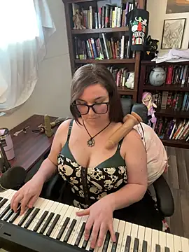 Snapshot of Adobe_Angel chatting on 03.13.25 Adobe Angel online show from 03.13.25