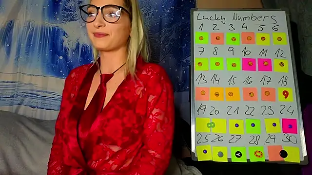 Snapshot of KittyMia chatting on 02.09.26 KittyMia online show from 02.09.26