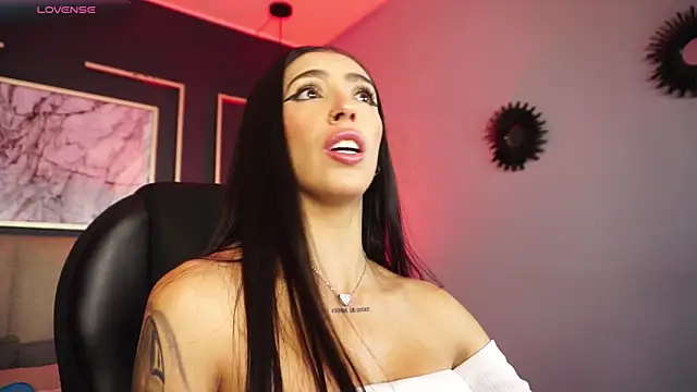 Snapshot of Samantha_Brooke chatting on 03.11.25 Samantha Brooke online show from 03.11.25