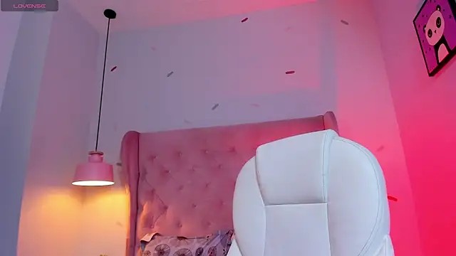 Snapshot of Samantha_Brooke chatting on 02.20.26 Samantha Brooke online show from 02.20.26