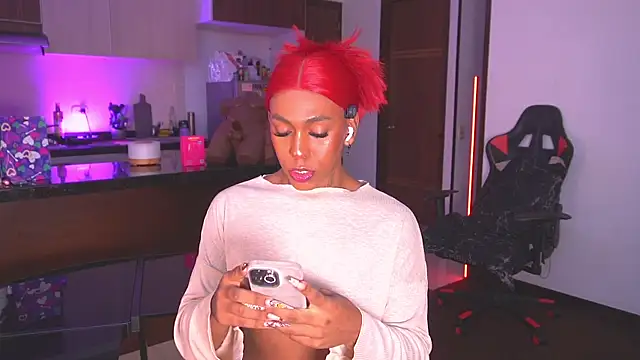 AmberRaus online show from 09.17.25