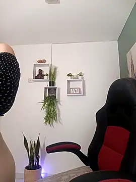 bella 99  online show from 02.19.25