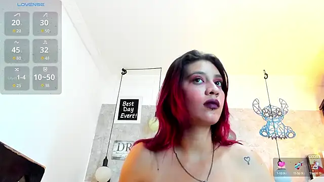 Snapshot of Rebeca_xs chatting on 02.27.25 Rebeca xs online show from 02.27.25