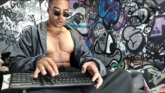 Snapshot of Justin_Frank chatting on 01.11.25 Justin Frank online show from 01.11.25