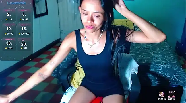Snapshot of Mia_sexy18_ chatting on 03.16.25 Mia sexy18 online show from 03.16.25