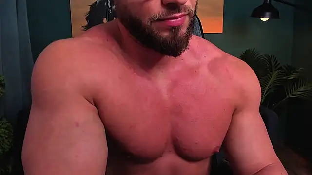 Snapshot of marcobadass chatting on 02.12.25 marcobadass online show from 02.12.25