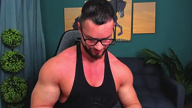 Snapshot of marcobadass chatting on 03.19.25 marcobadass online show from 03.19.25