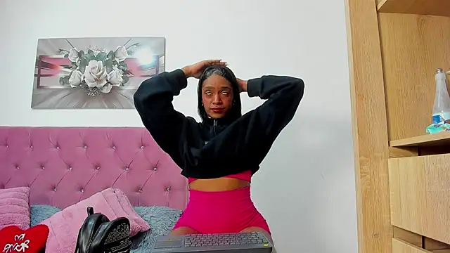 Snapshot of sharon_hill chatting on 06.12.26 sharon hill online show from 06.12.26