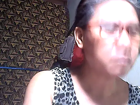 sweetsosie18 online show from 05.31.26