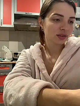 SeducingYoghourt online show from 10.27.25