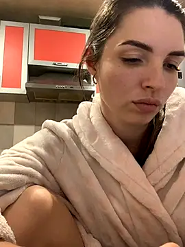 SeducingYoghourt online show from 11.30.25