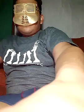 Efrain2090 online show from 12.03.25